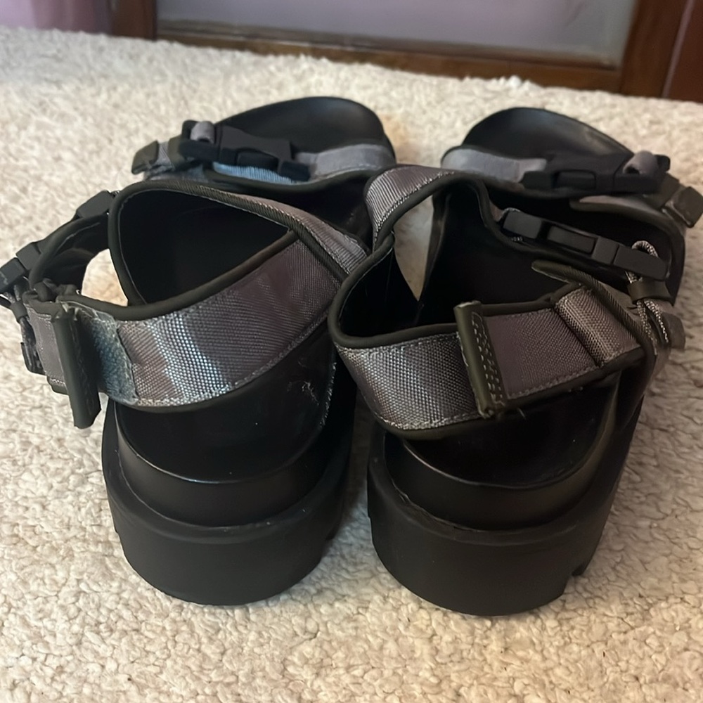 ZARA Metal Buckle Strappy Ladies sandals - Picture 3 of 8